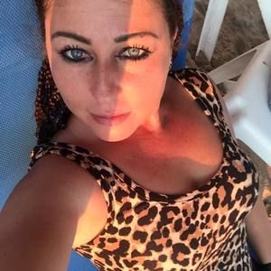 Meet your Posher, Monica